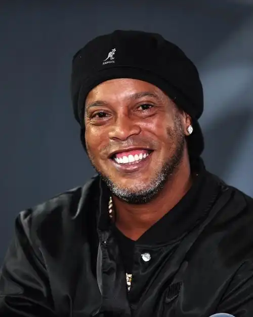 也显示出球 也显示出球